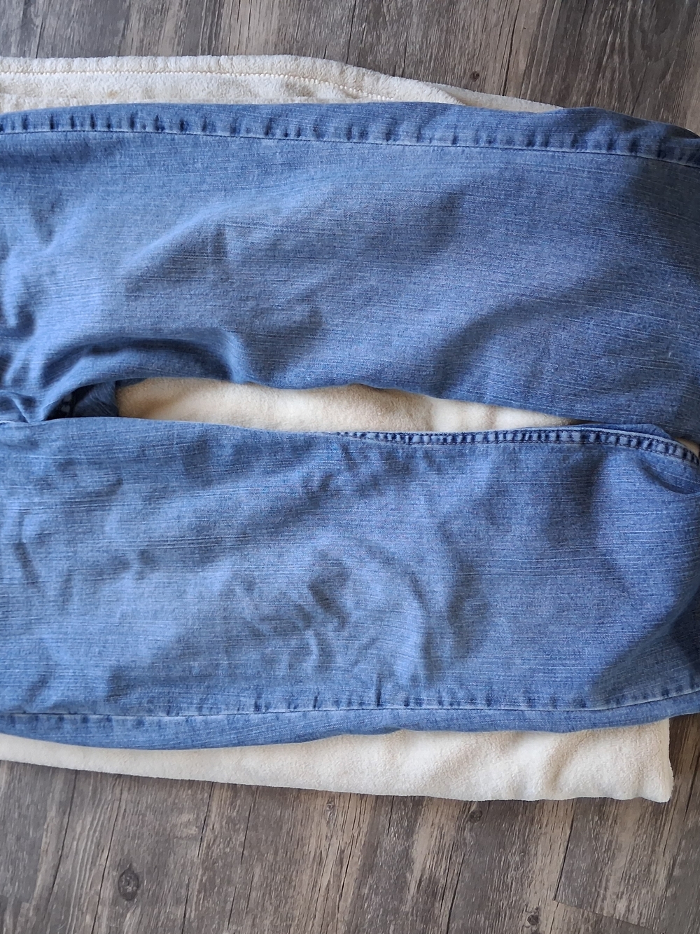 Jeans - Picture 4 of 5